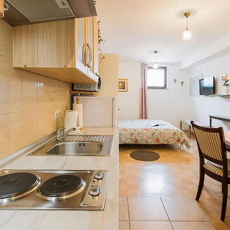 Quercus Apartment *